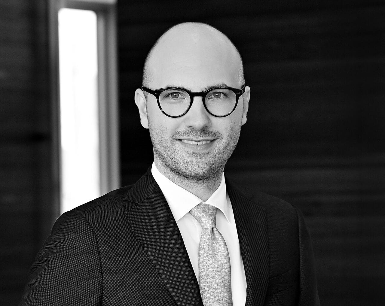 Dr. Tim Weill - ARQIS